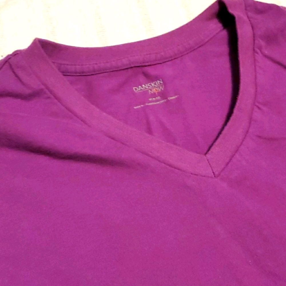 Danskin Now Medium Shirt